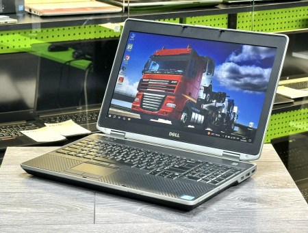 Dell Latitude E6530 24